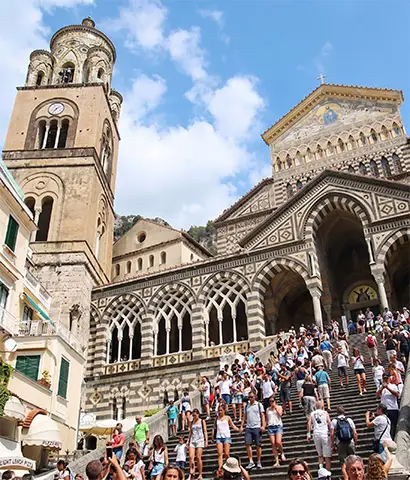Direct private transfer to Amalfi center, the heart of the historic Maritime Republic.