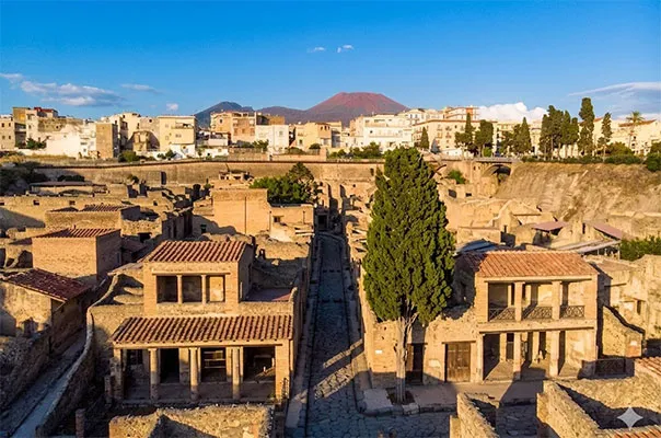 Chauffeur-driven excursion to Herculaneum archaeological site with Taxi Maiori private transport.